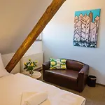 Na šustně Hotel 3*