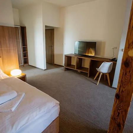 Na šustně Hotel Krupá