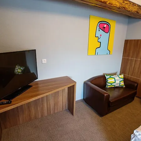 Hotel Na šustně 3*