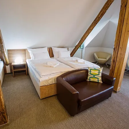 Na šustně Hotel Krupá