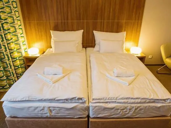 Hotel Na Sustne 3*
